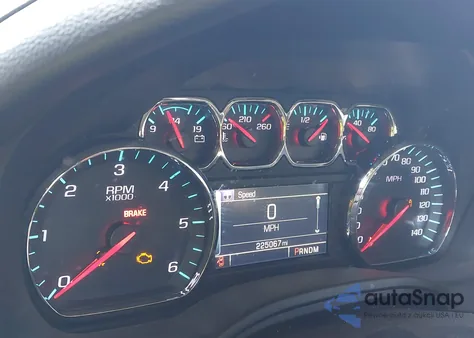 2015 Chevrolet Tahoe Lt z USA, uszkodzony, nr VIN 1GNSKBKC7FR181096